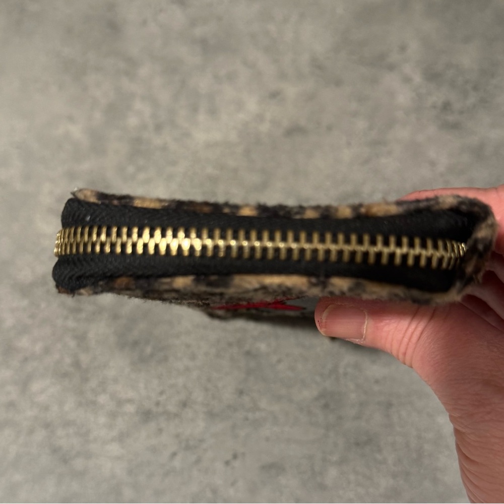 Disney Minnie Mouse Wallet-Preowned! - Picture 3 of 7